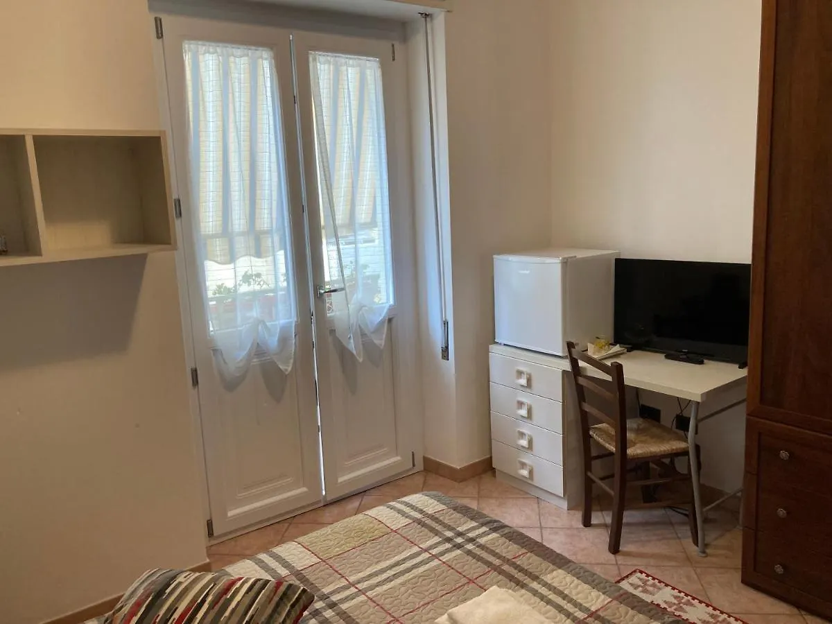 B&B Marsiglia Sassari 0*,